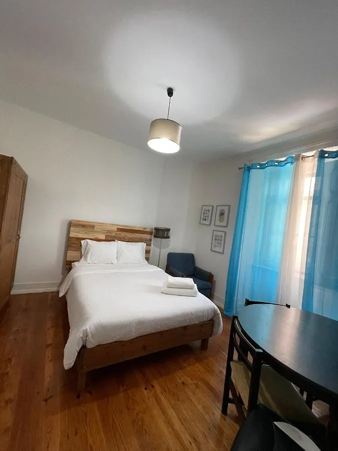 Retro M2 R4 - Lovely Double Room With Shared Bathroom Lisboa Casa de hóspedes