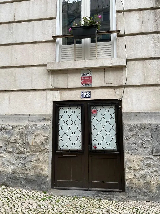 Retro M2 R4 - Lovely Double Room With Shared Bathroom Lisboa Casa de hóspedes